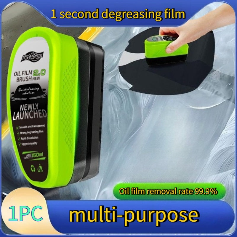 Portable Car Windshield Anti-Fog Brush | New Coating Sponge, Improves Visibility, Universal for Windshields, Rearview Mirrors, Car Windows, Bathroom Doors, Glasses, Goggles, Helmets